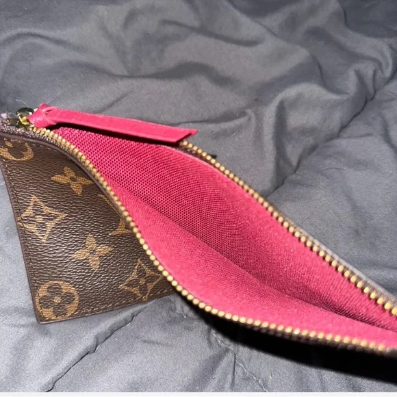 Louis Vuitton Brown and Tan Monogram Clutch - Picture 2 of 3